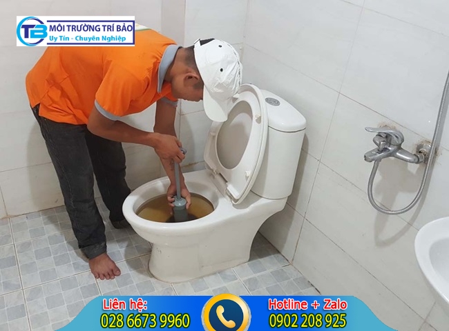 Thợ th&ocirc;ng bồn cầu Quận 4