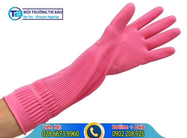 Xử l&yacute; b&agrave;n chải đ&aacute;nh răng rơi v&agrave;o bồn cầu bằng tay