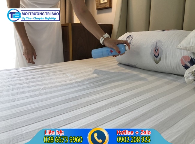 Cách khử mùi hôi trong nệm và chai xịt