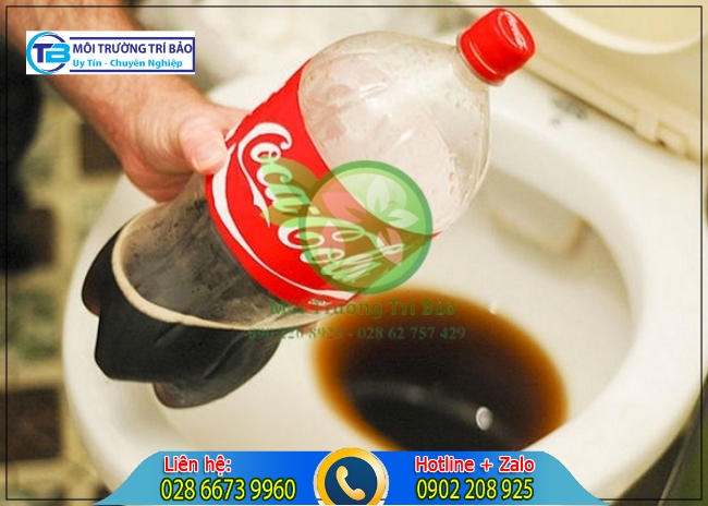 Coca có tác dụng tẩy trắng bồn cầu.