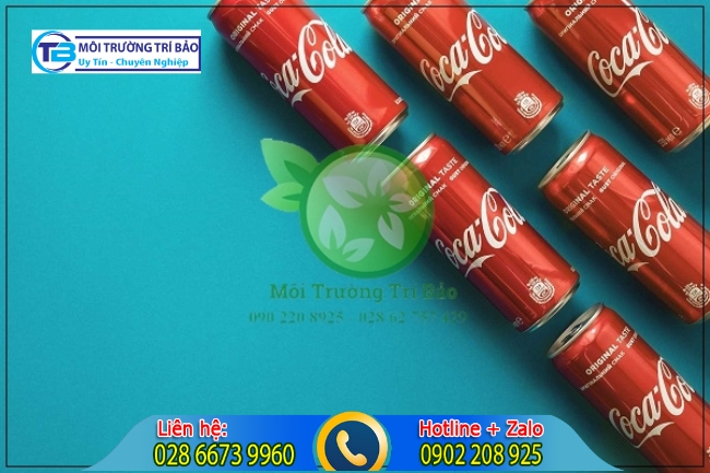 Dùng cocacola để thông cống.