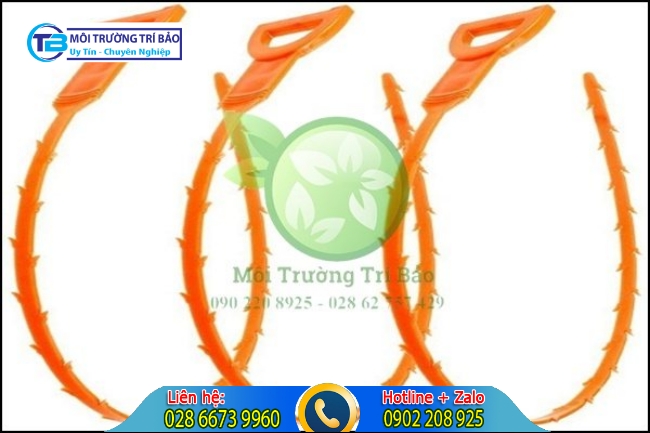 Dụng cụ thông bồn cầu xương cá