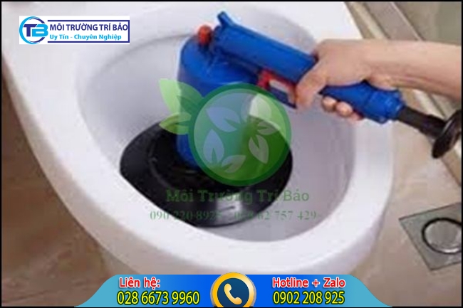 Dụng cụ thông bồn cầu bằng súng thông bồn cầu