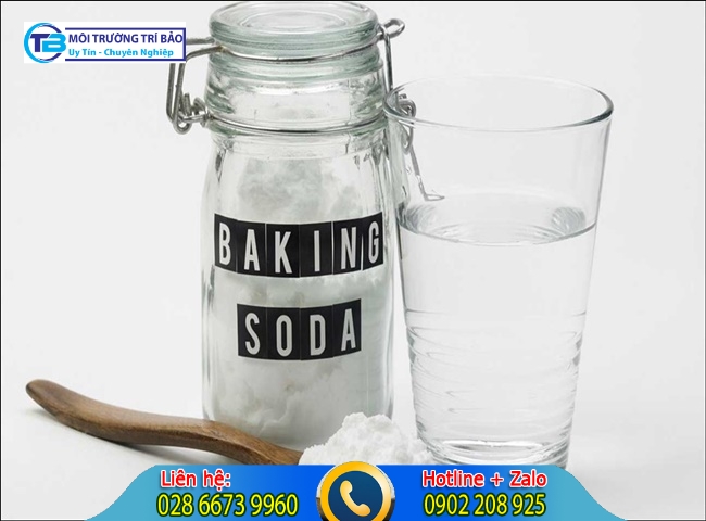 Cách khử mùi bồn tiểu nam bị hôi với baking soda