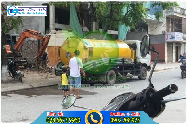 Xe r&uacute;t hầm cầu thi c&ocirc;ng cho kh&aacute;ch h&agrave;ng.