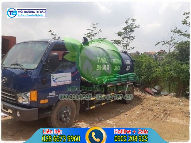 Hút bể phốt chuyên nghiệp.