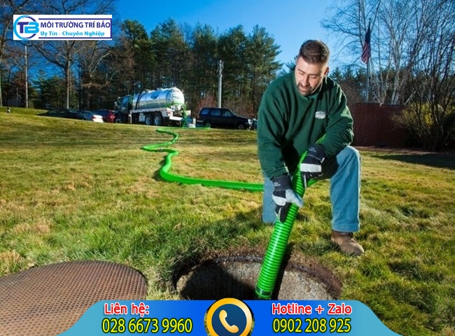 Đội ngũ thợ rút hầm cầu quận Tân Phú có mặt thi công ngay lập tức