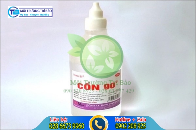 C&aacute;ch khử m&ugrave;i khai nước tiểu tr&ecirc;n nệm bằng cồn 90 độ