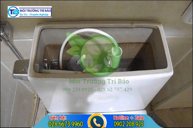 c&aacute;ch chỉnh phao bồn cầu pittong nhựa
