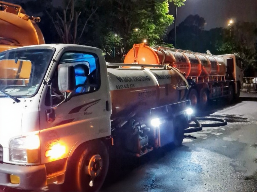 Dịch vụ thu gom b&ugrave;n thải c&ocirc;ng nghiệp mang đến nhiều lợi &iacute;ch thiết thực