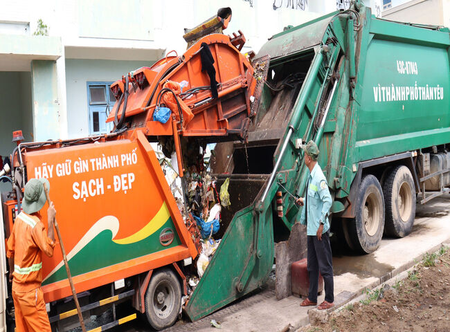 Giới thiệu về dịch vụ thu gom rác thải sinh hoạt